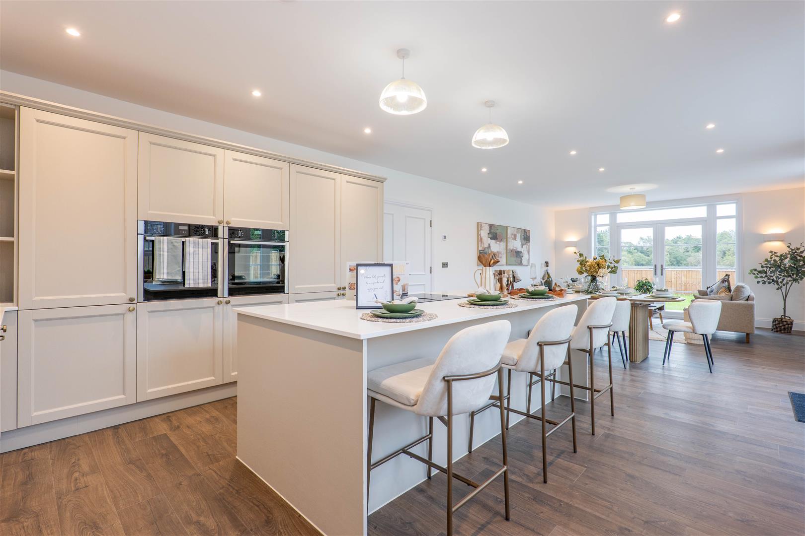 5 bed property in Francis Meadow, Preston